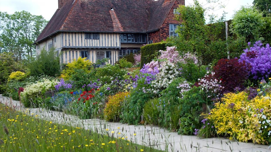 A border in the gardens at Great Dixter